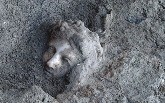 Casa romana no Monte Vesúvio pode ter sido onde morreu César Augusto Casa romana no Monte Vesúvio pode ter sido onde morreu César Augusto