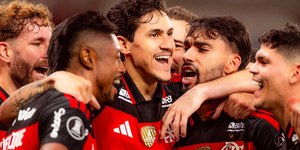 Fla confirma legião de desfalques e terá problemas contra o Coxa