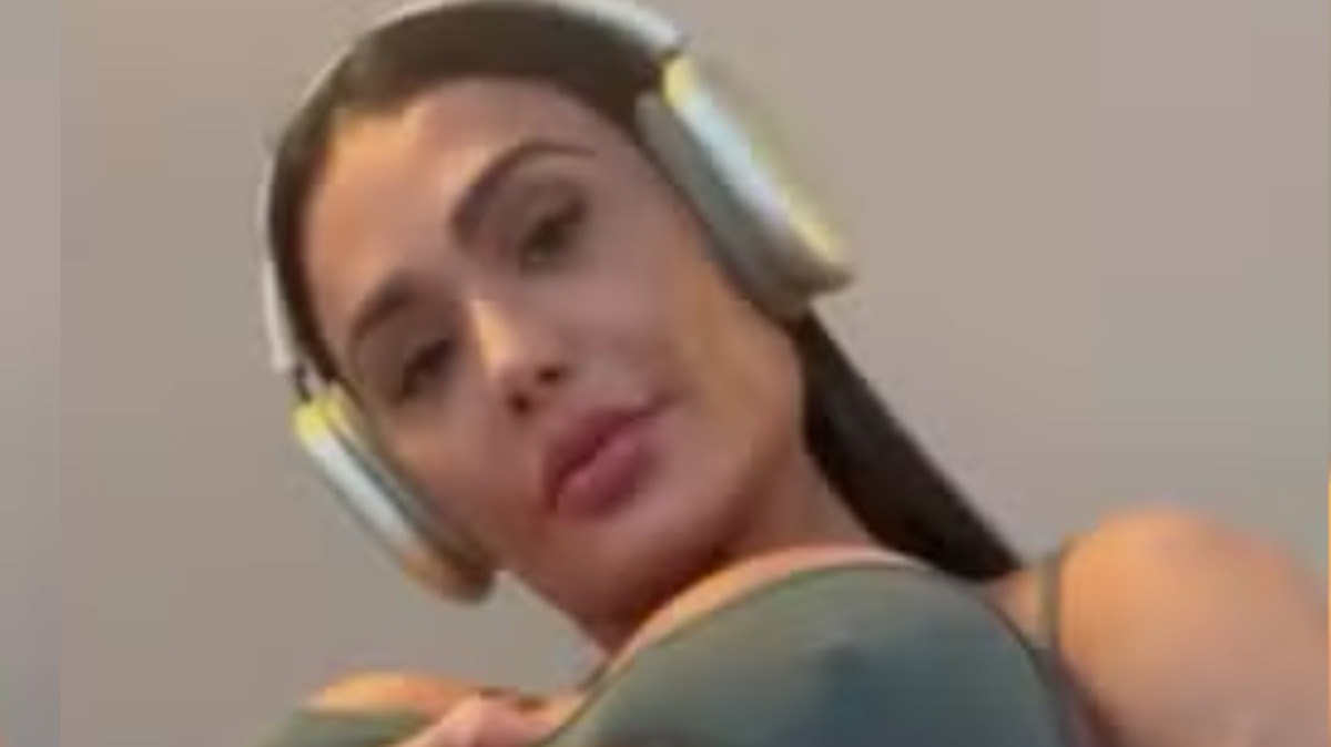 Gracyanne%20Barbosa%20choca%20ao%20exibir%20corpo%20ap%C3%B3s%20les%C3%A3o%20na%20Globo