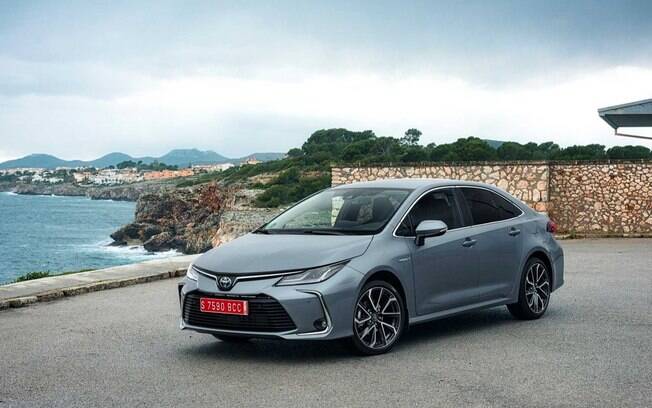 A nova geração do Toyota Corolla chegará às lojas em meados de outubro