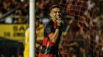 Sport acerta pré-contrato com lateral Igor Carius após punição