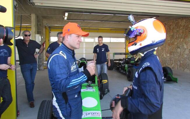Rubens e Dudu Barrichello em teste na Fórmula Vee