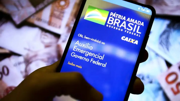 13º do INSS: aposentados devem baixar o Caixa Tem até 24 de abril