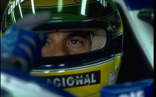 Ayrton Senna momentos antes da largada do Grande Prêmio de San Marino