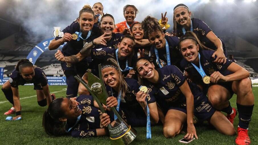 Brasileiro feminino paga ao campeão Corinthians 0,87% do prêmio da Série A