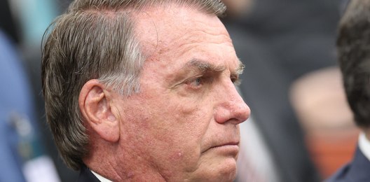 Defesa de Bolsonaro se manifesta dentro de prazo determinado