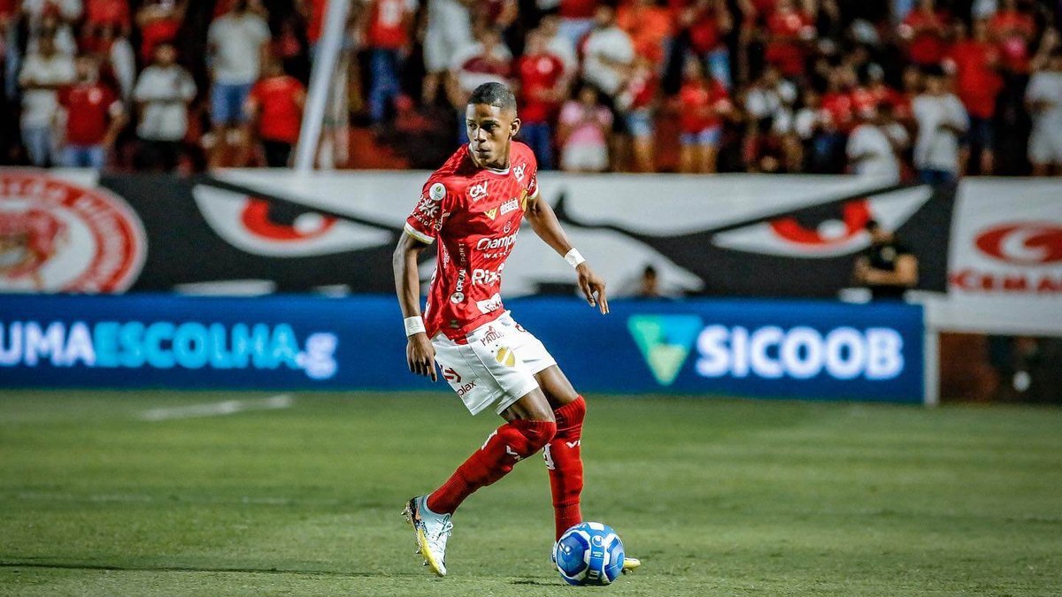 Rodrigo Gelado está na mira da Série A e exterior Rodrigo Gelado está na mira da Série A e exterior