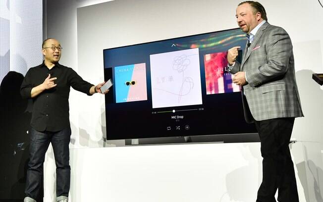 Samsung apresentou integração da Bixby com smart TVs durante a edição de 2018 da CES, realizada em Las Vegas