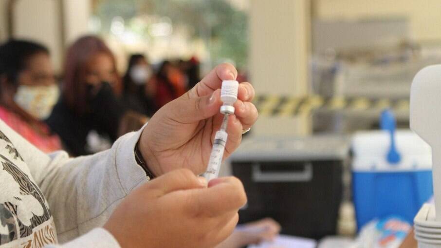 Covid-19: Índia anuncia que retornará a exportação de vacinas a outros países