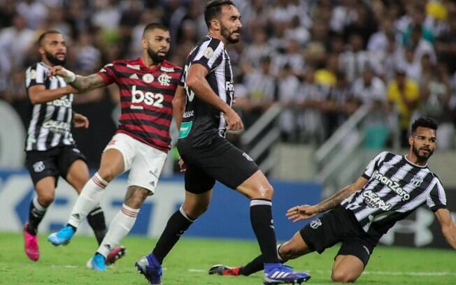 Gabigol foi um dos destaques na vitória do Flamengo