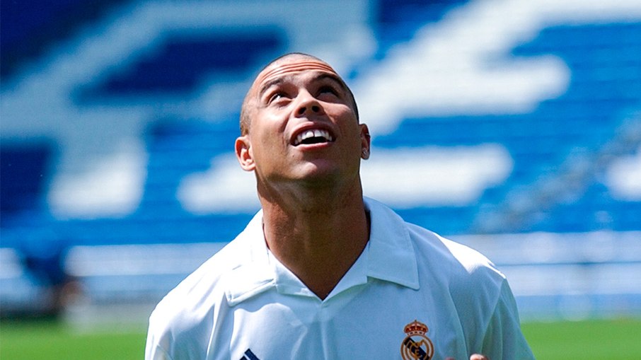 Ronaldo teve passagem pelo Real Madrid entre 2002 e 2007