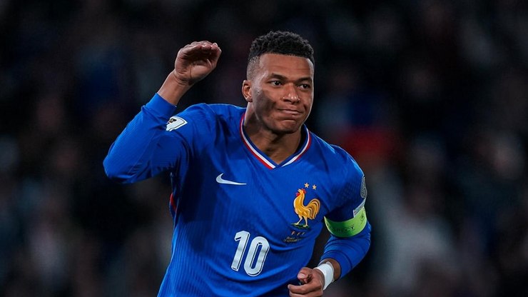 Favorita%20a%20caminho%3A%20Fran%C3%A7a%20garante%20classifica%C3%A7%C3%A3o%20para%20Copa