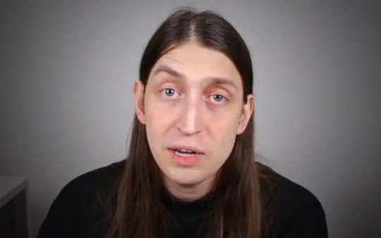 Quem é Felca, o youtuber que expôs a adultização infantil