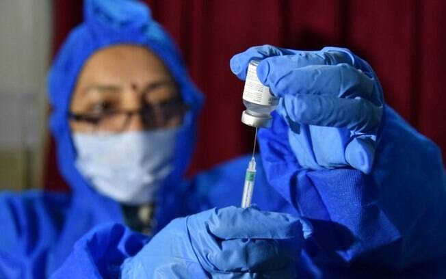 Vacina indiana contra covid: alvo da rede privada no Brasil, Covaxin gera crticas por aprovao apressada