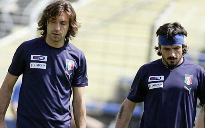 Pirlo e Gattuso jogaram juntos no Milan e na seleção italiana, mas amizade segue até hoje
