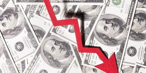 Dólar fica abaixo de R$ 5 após primeiro turno das eleições