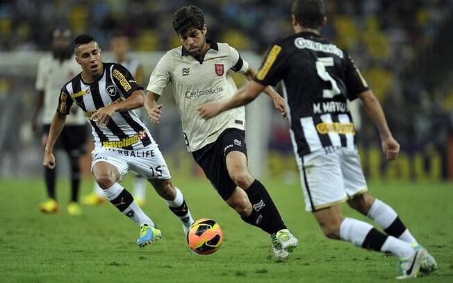 Botafogo venceu o Vasco de Juninho Pernambucano. Foto: Gazeta Press