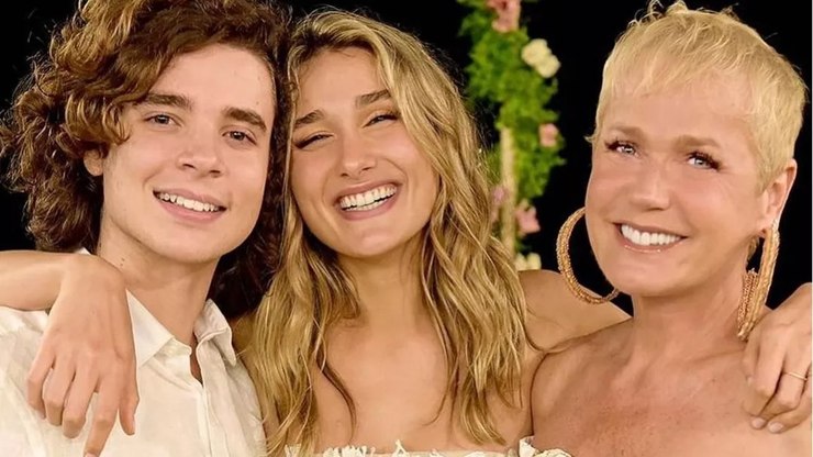 Genro%20de%20Xuxa%20brinca%20sobre%20baixa%20venda%20de%20ingressos%20para%20a%20pr%C3%B3pria%20turn%C3%AA