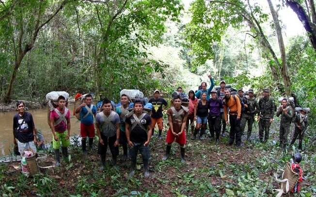 índios