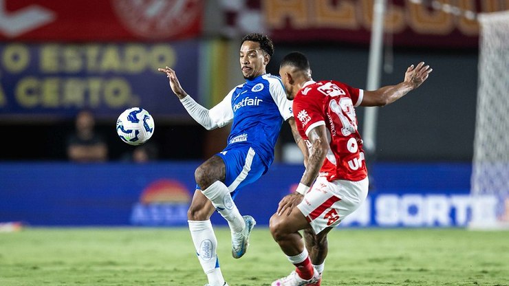 Cruzeiro vence o Vila Nova e vai às oitavas da Copa do Brasil