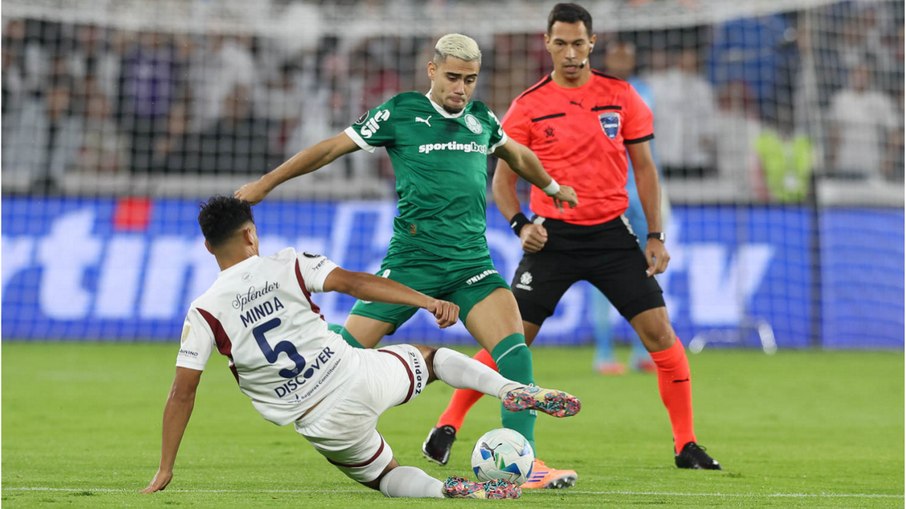 Andreas Pereira no confronto contra a LDU em Quito Andreas Pereira no confronto contra a LDU em Quito
