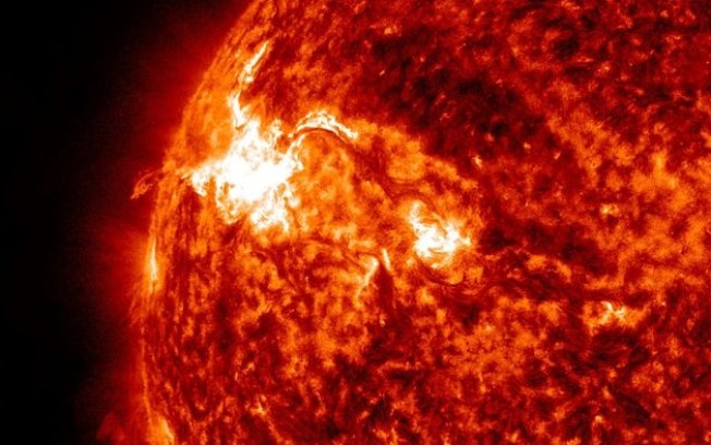 Emissões parecidas com auroras são detectadas na atmosfera do Sol