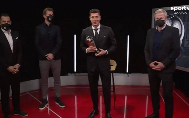 Robert Lewandowski vence o prêmio 'The Best' pelo segundo ano seguido