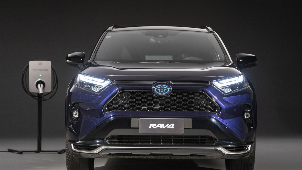 Toyota RAV4 PHEV 2025