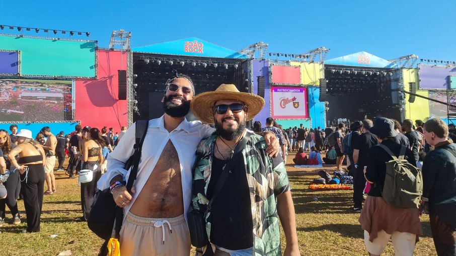 Gabriel Santos e Leonardo Zeferino no João Rock