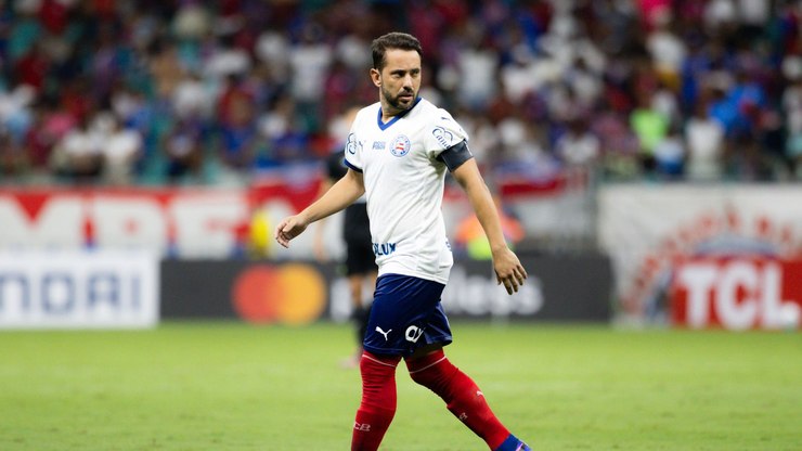 Everton Ribeiro perde pênalti e Bahia cai na Libertadores