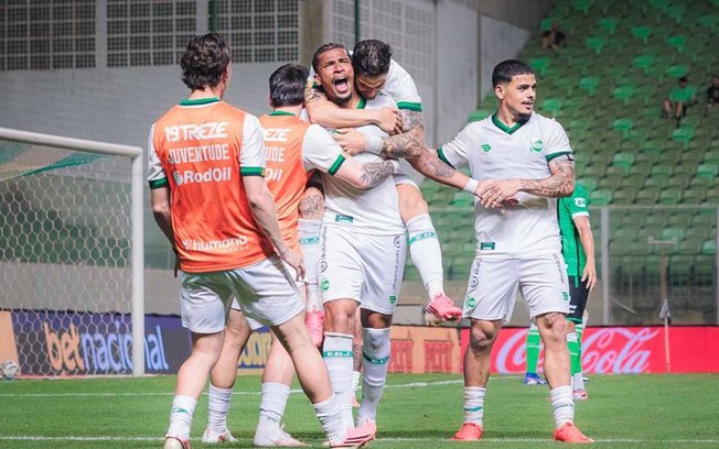 Times duelam pela 31ª rodada da Série B