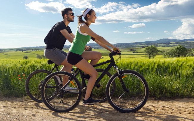 Bicicleta comum ou ergométrica: veja como escolher a melhor opção