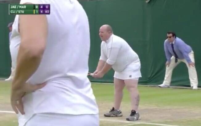 Momento hilário de torcedor na quadra de Wimbledon fez sucesso nas redes sociais
