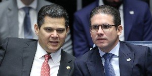 Mesmo com obstrução, Motta e Alcolumbre convocam sessões