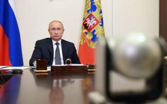 O presidente da Rússia, Vladimir Putin, preside reunião sobre a vacina Sputnik V O presidente da Rússia, Vladimir Putin, preside reunião sobre a vacina Sputnik V