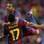 O autor do gol ganha abraço de Daniel Alvez depois de fazer Barcelona 1 x Manchester United. Foto: AFP
