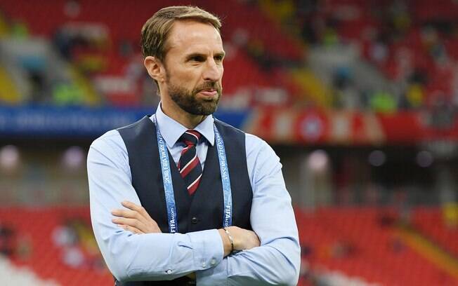 Antes de reality show, Gareth Southgate fez sucesso na Copa do Mundo com colete e gravata