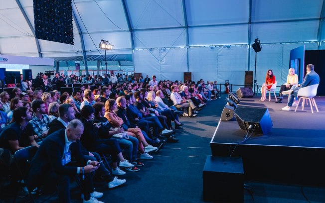 Dogama marca presença no Web Summit Rio 2026