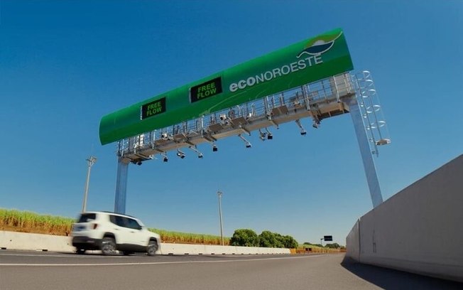 Primeiros pórticos de pedágio eletrônico em rodovias paulistas completam um ano