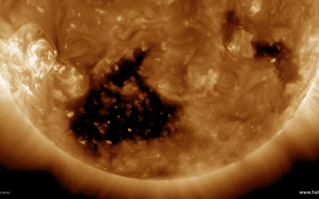 Terra é atingida pela maior tempestade solar desde 2005