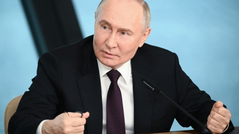 Putin exigiu território e medida política