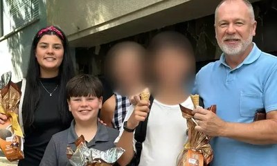 Crianças da família de Mano Menezes foram sepultadas neste domingo