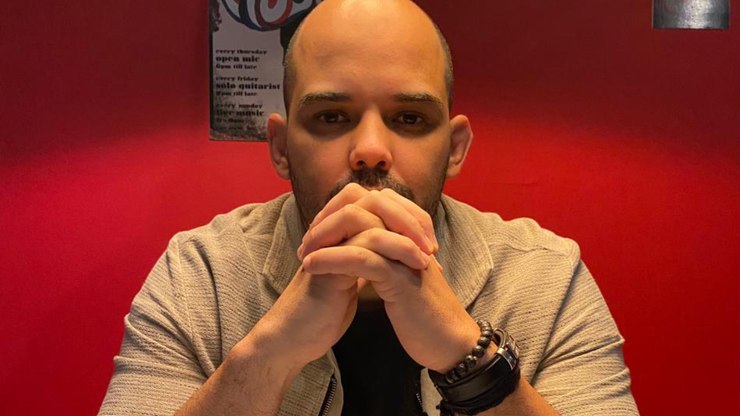 Ator deve mostrar sua evolução nas redes sociais?