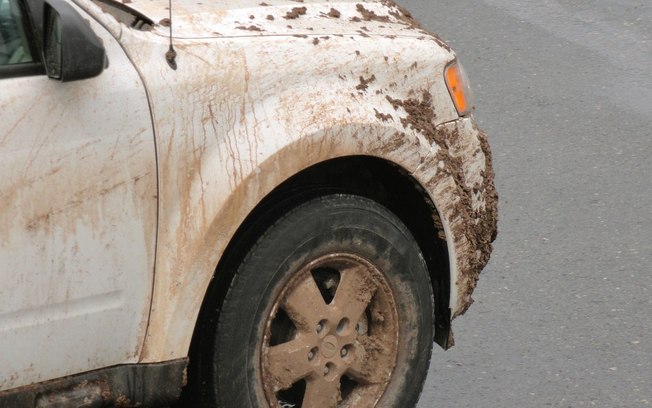 Carro sujo pode gerar multa? Descubra a verdade