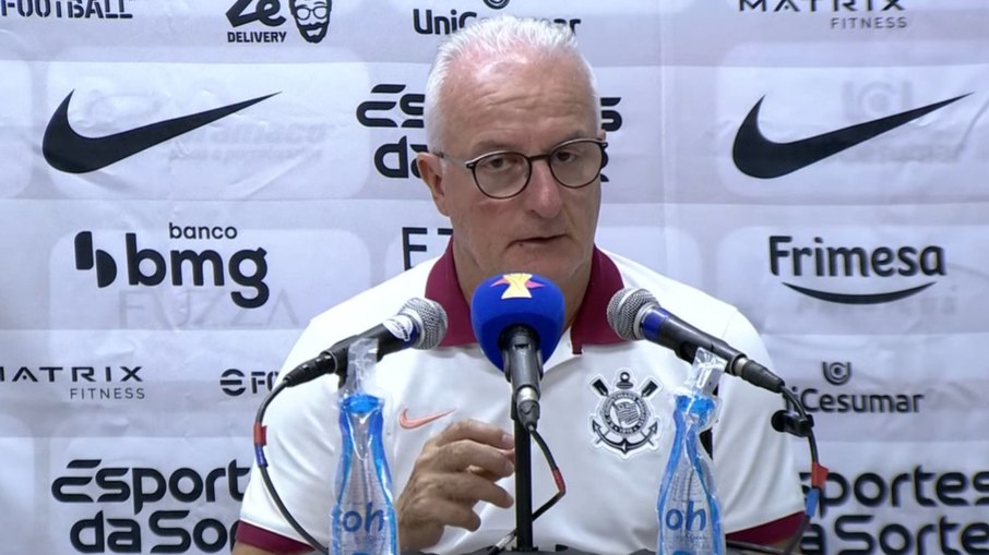 Dorival começa a ter o seu trabalho contestado pela torcida