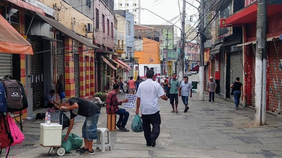 Lojas fechadas em Santo Amaro, ZS de da cidade se São Paulo, devido à pandemia do novo coronavirus. 