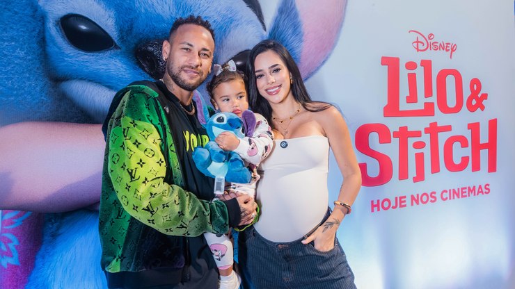 Disney%20exibe%20%22Lilo%20%26%20Stitch%22%20em%20sess%C3%A3o%20privada%20com%20Neymar