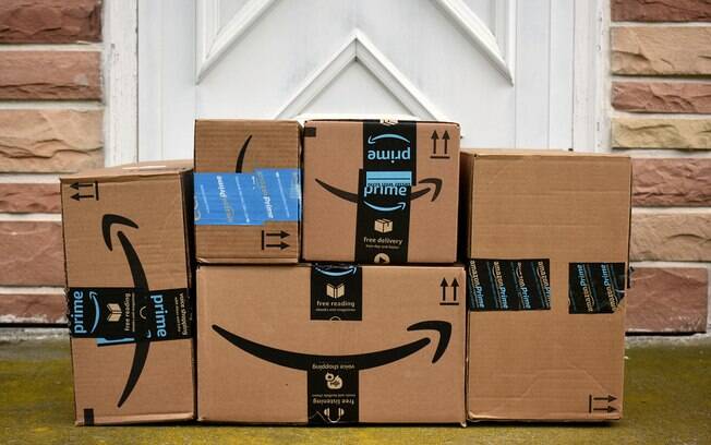 Primordialmente, uma empresa de entrega de produtos, a valorização das ações da Amazon fizeram da companhia a segunda empresa na história a superar a marca de US$ 1 trilhão