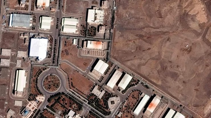 Irã afirma que central nuclear de Natanz foi atingida pelos EUA