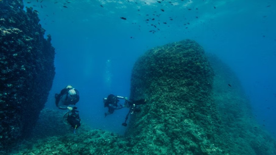 Descoberto porto submerso ligado à busca pelo túmulo de Cleópatra